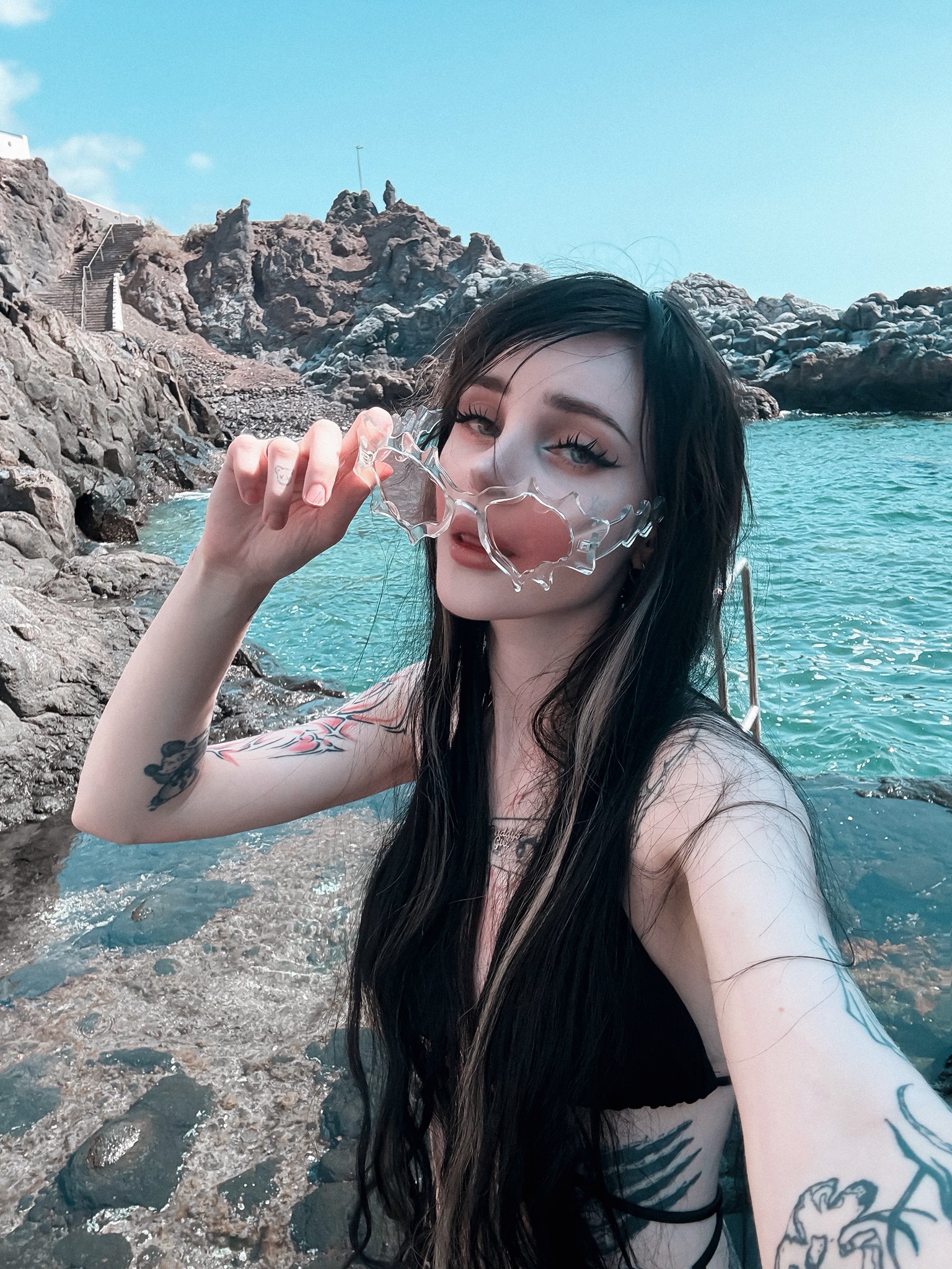 Background Right